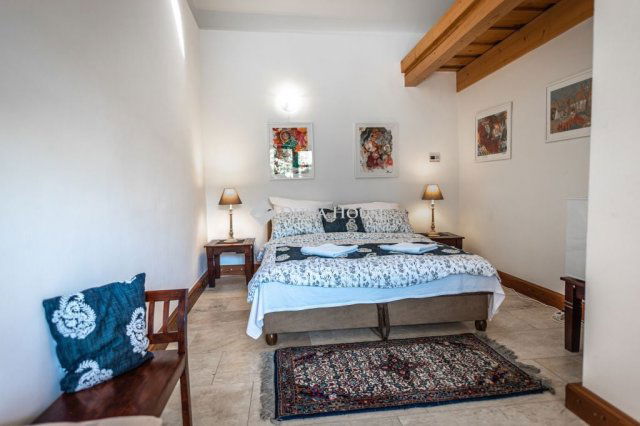 Eladó üzlethelyiség, Mádon, Rákóczi utcában 520 M Ft