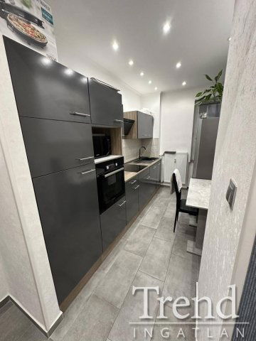 Eladó téglalakás, Dunaújvárosban 41.9 M Ft, 2 szobás