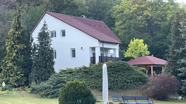 Eladó családi ház, Domonyban 117 M Ft, 4 szobás