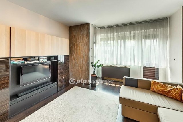 Eladó téglalakás, Budapesten, XI. kerületben 90 M Ft, 2 szobás
