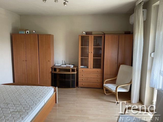 Eladó téglalakás, Dunaújvárosban 28.9 M Ft, 1 szobás