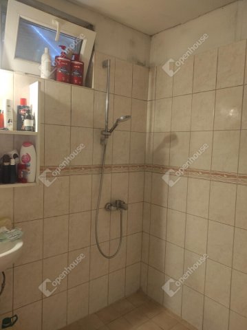 Eladó családi ház, Szegeden 53.9 M Ft, 4 szobás