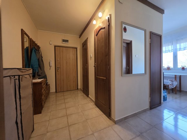 Eladó panellakás, Székesfehérvárott 56.9 M Ft, 2+1 szobás