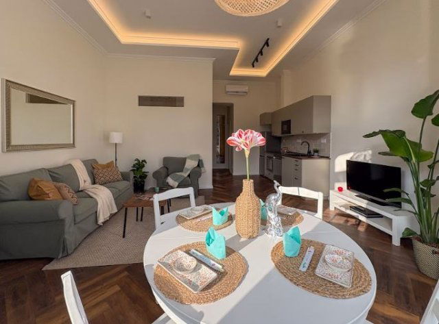 Eladó téglalakás, Budapesten, VII. kerületben 99.9 M Ft