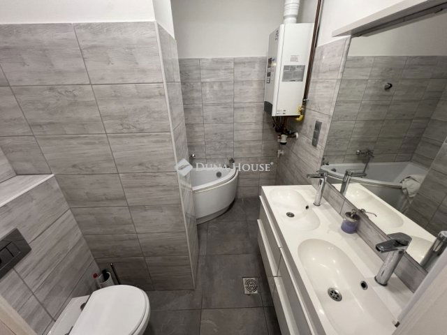Eladó téglalakás, Budapesten, VI. kerületben 132.94 M Ft