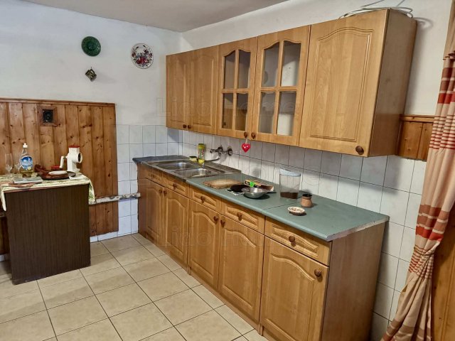 Eladó családi ház, Mezőszentgyörgyön 29.9 M Ft, 2 szobás