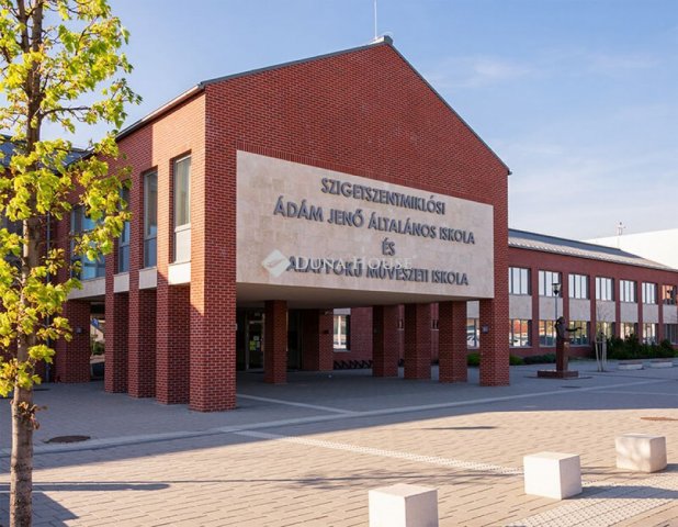 Eladó téglalakás, Szigetszentmiklóson 67 M Ft, 2 szobás