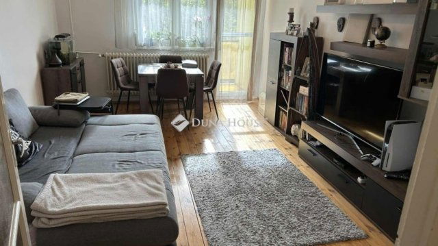 Eladó téglalakás, Kecskeméten 43.5 M Ft, 2 szobás