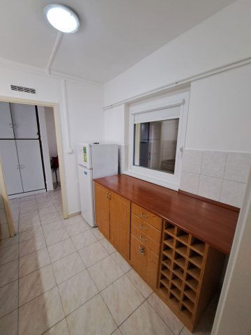 Eladó téglalakás, Budapesten, XIII. kerületben, Váci úton