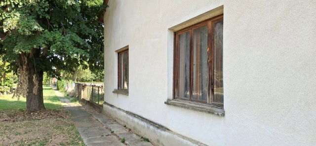 Eladó családi ház, Bissén 25.99 M Ft, 3 szobás