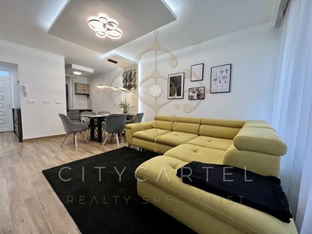 Eladó téglalakás, Zamárdiban 150.6 M Ft, 3 szobás