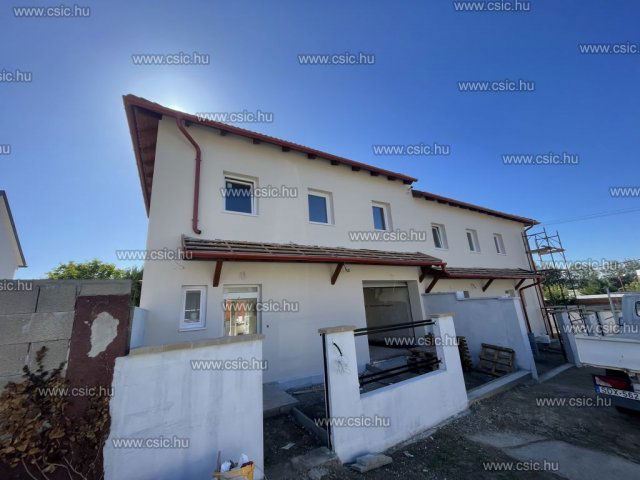 Eladó ikerház, Fóton 115 M Ft, 4 szobás / költözzbe.hu