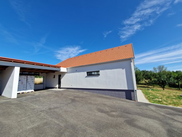 Eladó családi ház, Nagykozáron 149.9 M Ft, 3 szobás