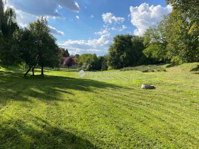 Eladó ipari ingatlan, Biatorbágyon 170 M Ft / költözzbe.hu