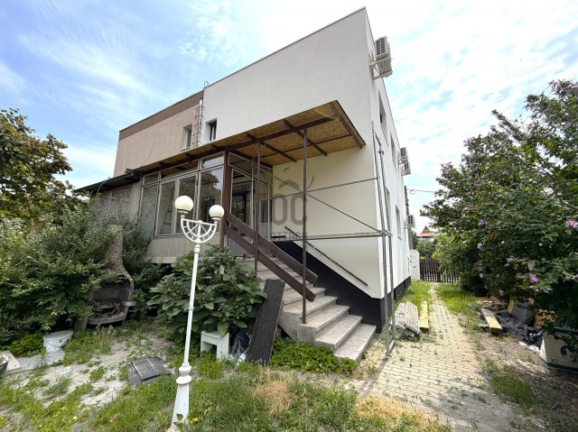 Eladó ikerház, Budapesten, XIV. kerületben 219.9 M Ft, 4 szobás