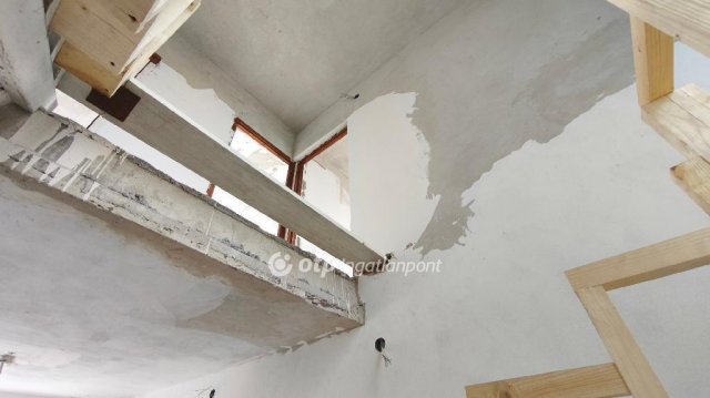 Eladó családi ház, Kiskunlacházán 85.9 M Ft, 4 szobás