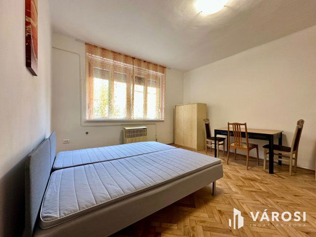 Eladó téglalakás, Salgótarjánban 13.9 M Ft, 1 szobás