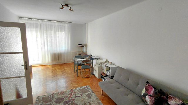 Eladó téglalakás, Székesfehérvárott 53.9 M Ft, 2 szobás