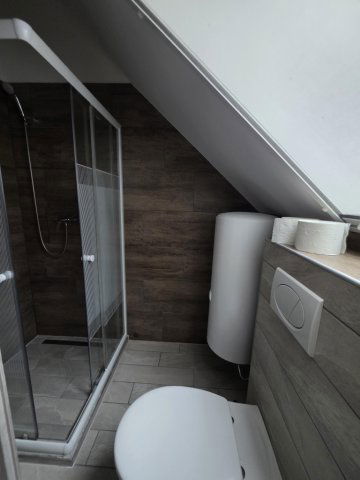 Kiadó téglalakás, albérlet, Adonyban 150 E Ft / hó, 1 szobás