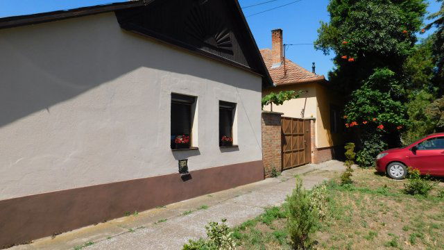 Eladó családi ház, Sándorfalván 48.9 M Ft, 2+1 szobás