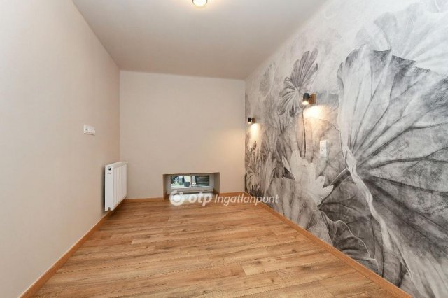 Eladó téglalakás, Budapesten, VIII. kerületben 74.9 M Ft