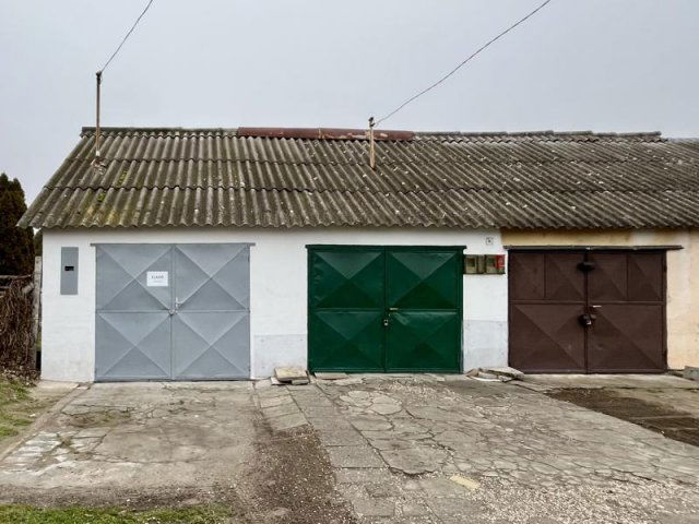 Eladó garázs, Nagykátán 3.9 M Ft / költözzbe.hu