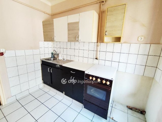 Eladó téglalakás, Budapesten, XIV. kerületben 57.9 M Ft