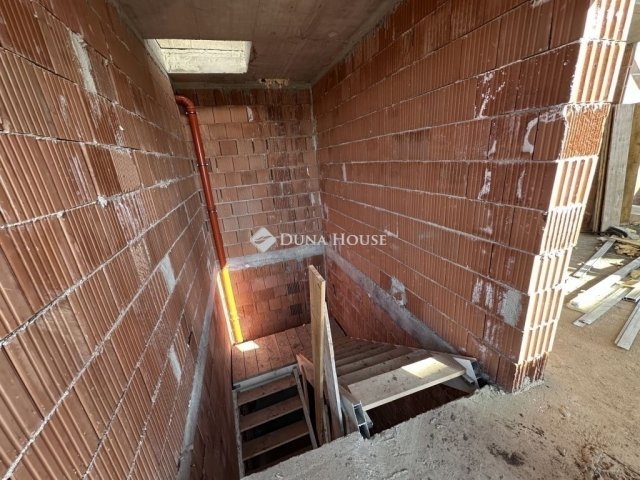 Eladó családi ház, Budapesten, XVIII. kerületben 209 M Ft