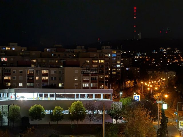 Kiadó téglalakás, albérlet, XI. kerületben, Naprózsa utcában