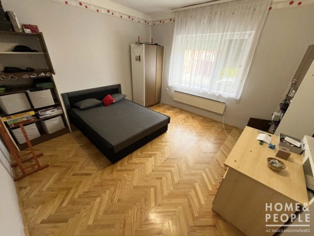 Eladó családi ház, Algyőn 74.999 M Ft, 2+1 szobás