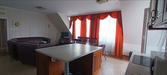 Kiadó téglalakás, albérlet, Debrecenben 400 E Ft / hó, 4 szobás