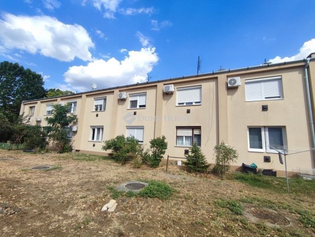 Eladó téglalakás, Kecskeméten 25.99 M Ft, 1 szobás