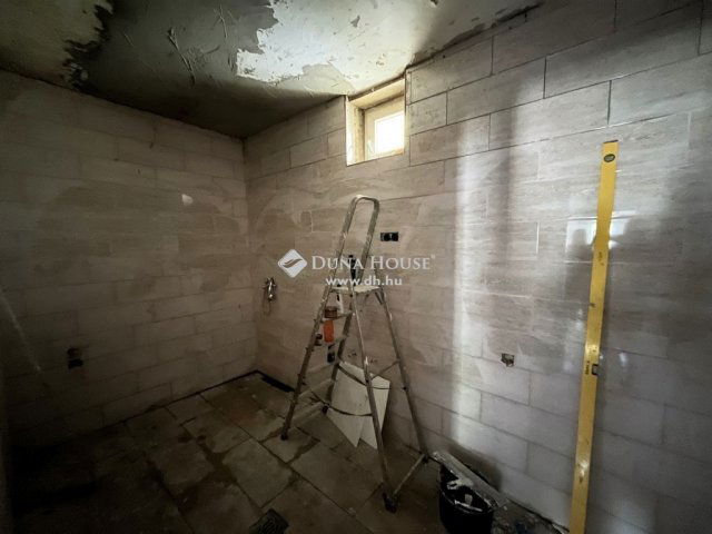 Eladó családi ház, Berhidán 24.9 M Ft, 2 szobás