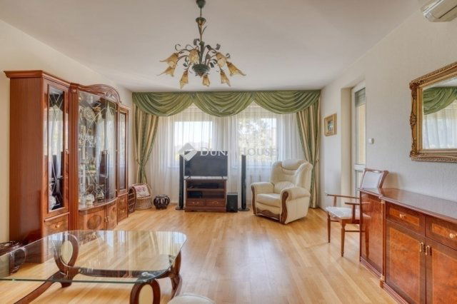 Eladó téglalakás, Budapesten, XI. kerületben 209 M Ft, 4 szobás