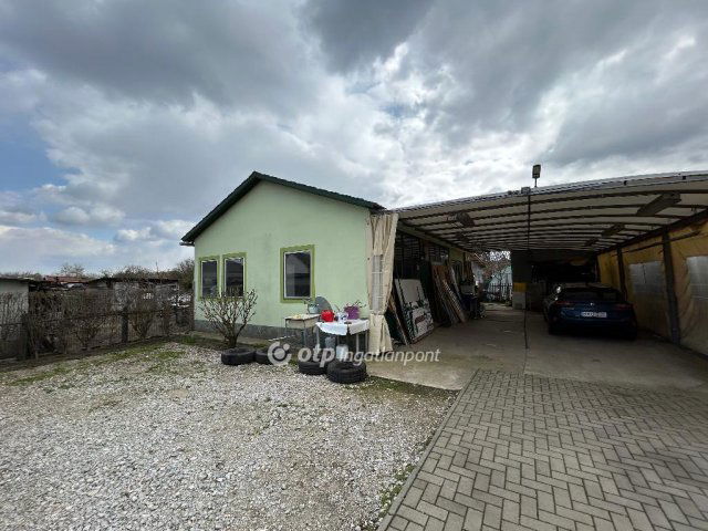 Eladó családi ház, Debrecenben 124.9 M Ft, 1+4 szobás