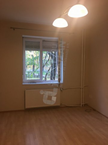 Kiadó téglalakás, albérlet, XIII. kerületben, Tahi utcában