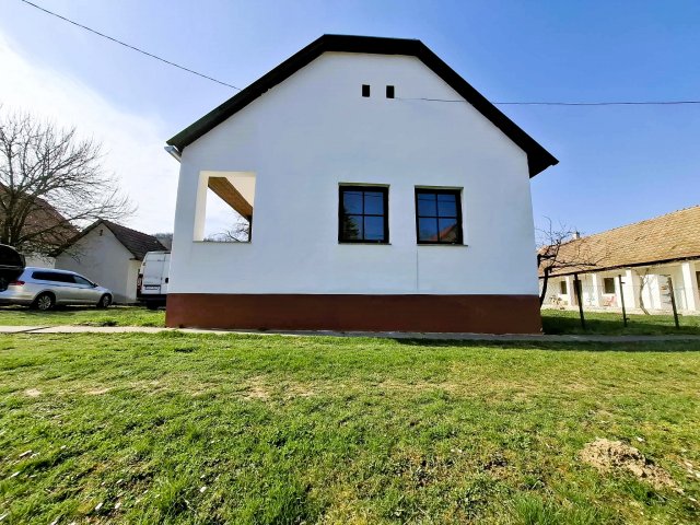 Eladó családi ház, Grábócon 19.9 M Ft, 2 szobás
