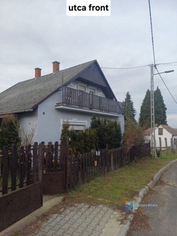 Eladó családi ház, Válluson 62 M Ft, 6 szobás