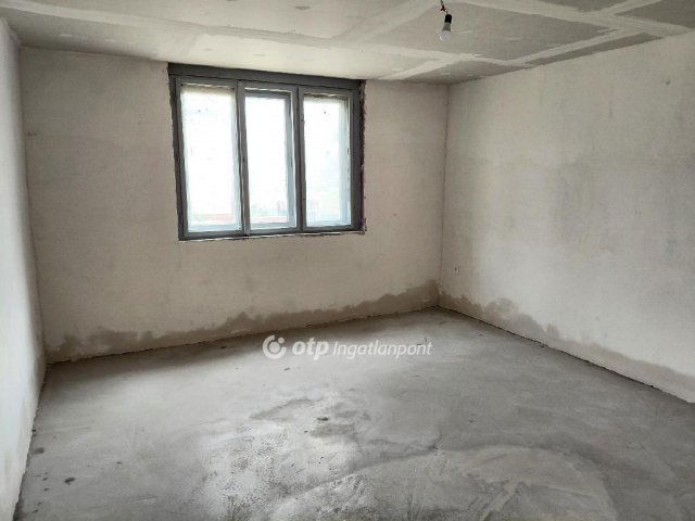 Eladó családi ház, Hatvanban 27 M Ft, 2+1 szobás