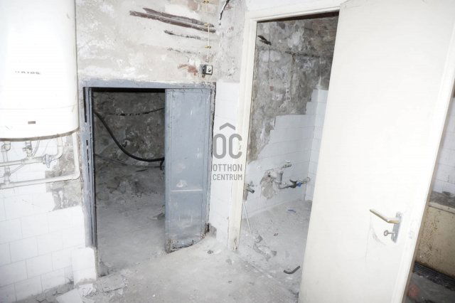 Eladó ipari ingatlan, Budapesten, VIII. kerületben 19.9 M Ft