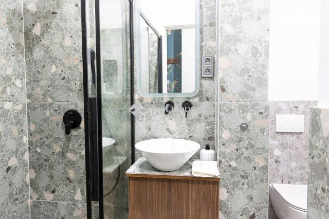 Eladó téglalakás, Budapesten, VI. kerületben, Paulay Ede utcában