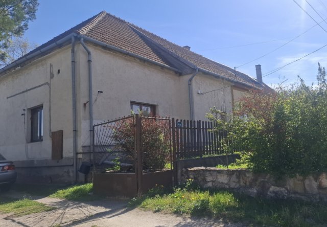 Eladó ikerház, Dabason 48 M Ft, 2 szobás / költözzbe.hu