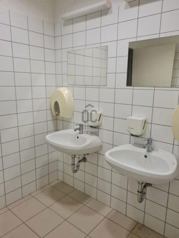 Eladó ipari ingatlan, Budapesten, VIII. kerületben 660.32 M Ft