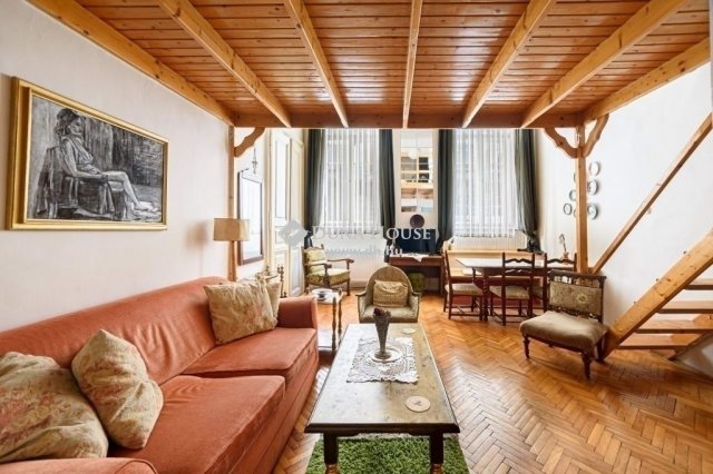 Eladó téglalakás, Budapesten, VI. kerületben 70.8 M Ft, 2 szobás