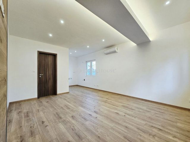 Eladó ikerház, Gödön 44.9 M Ft, 1 szobás / költözzbe.hu