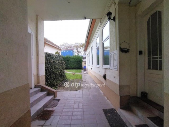 Eladó családi ház, Nyíregyházán 83.9 M Ft, 4+3 szobás