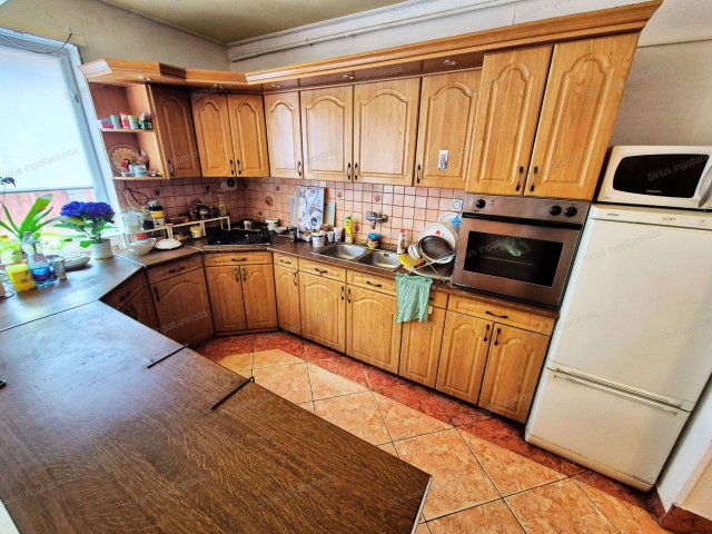 Eladó családi ház, Budapesten, XX. kerületben 62.9 M Ft