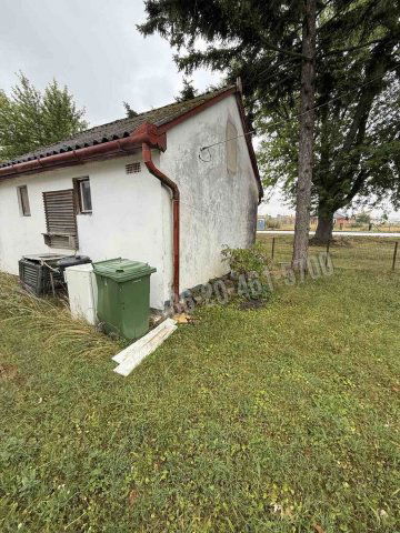 Eladó nyaraló, Lipóton 17 M Ft, 1 szobás / költözzbe.hu