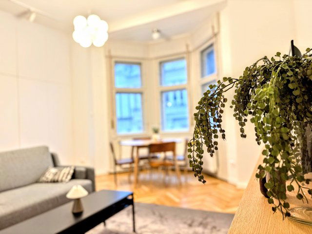 Eladó téglalakás, Budapesten, V. kerületben 138.113 M Ft