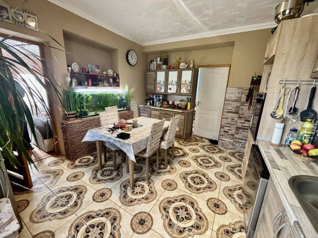 Eladó téglalakás, Edelényben 25 M Ft, 3 szobás